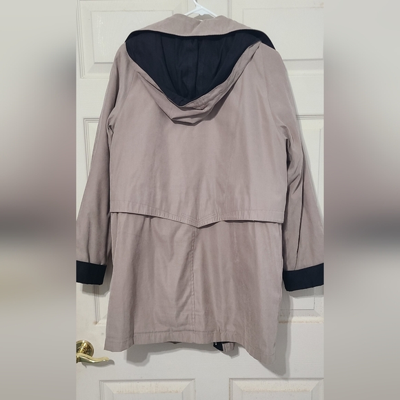 Liz Claiborne Women's Beige and Black Coat Size L - Picture 3 of 4